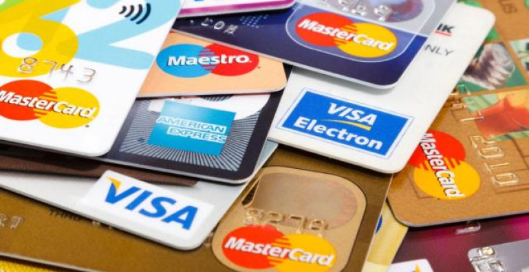Questões legais do cartão de crédito no Brasil.